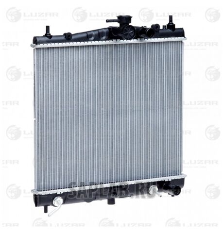 Купить LUZAR LRc141AX Радиатор двигателя Nissan Note АТ LRc141AX