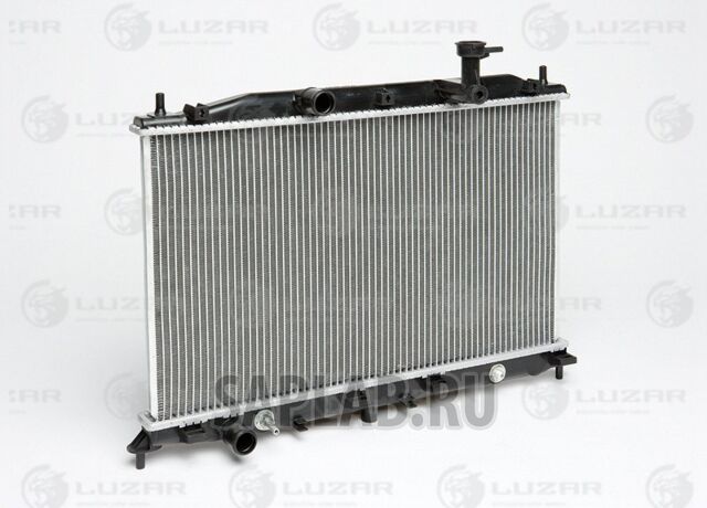 Купить LUZAR LRcHUAc05350 Радиатор двигателя Hyundai Verna (05-) АТ LRcHUAc05350